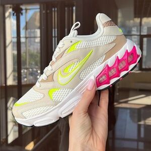 Nike Zoom Air Fire Sneakers